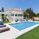 Mansion Rhodes ヴィラ Rhodes City